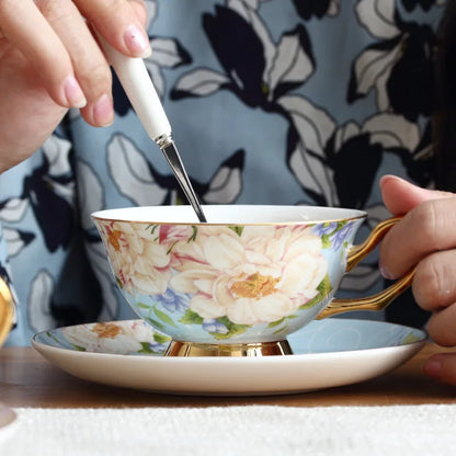 Elegant Gold Ceramic British Style Afternoon Tea Dessert Flower Tea Cup and Saucer Coffee Cup With Gold Handle office mug